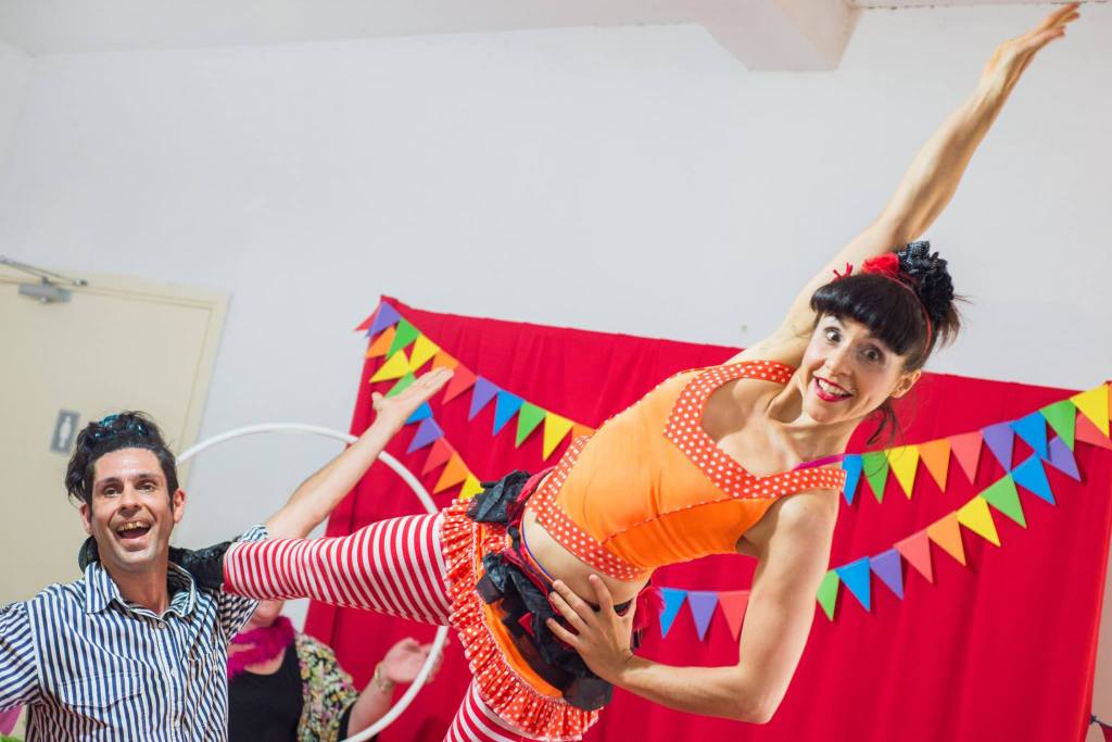 Espectáculo de Circo DeLaNube